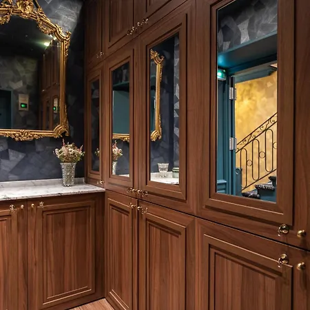 Royal Saint Germain Hotel