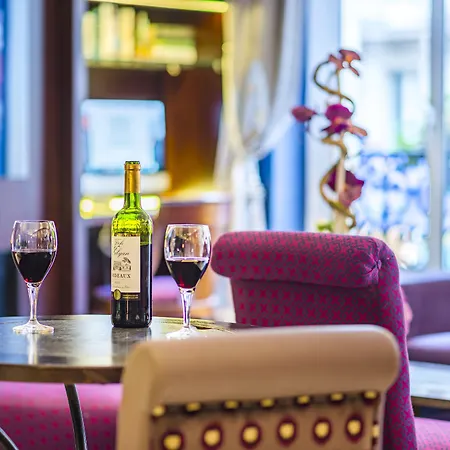 Hotel Royal Saint Germain 3*