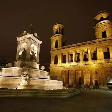 Royal Saint Germain Hotel 3*